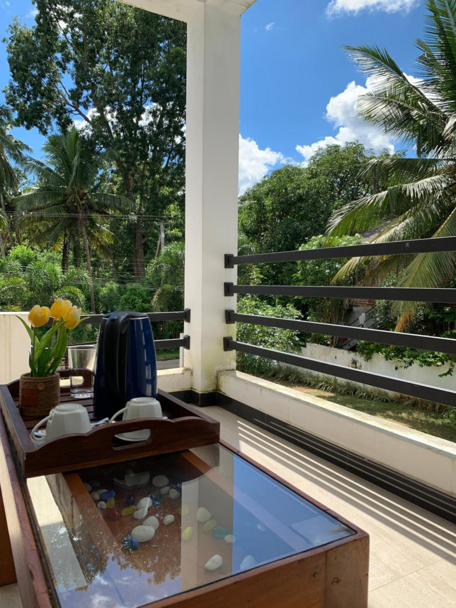 Chill House Safari Resort ウダワラウェ エクステリア 写真