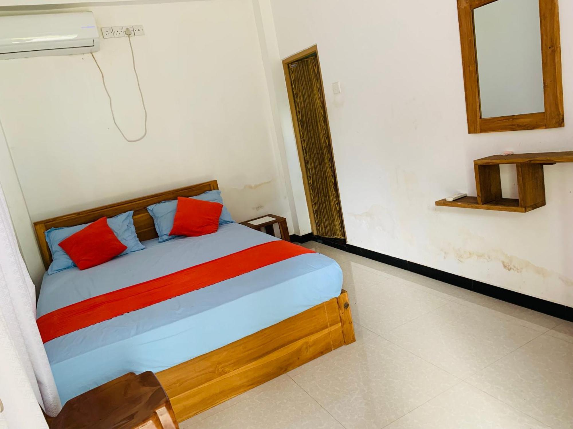 Chill House Safari Resort ウダワラウェ エクステリア 写真