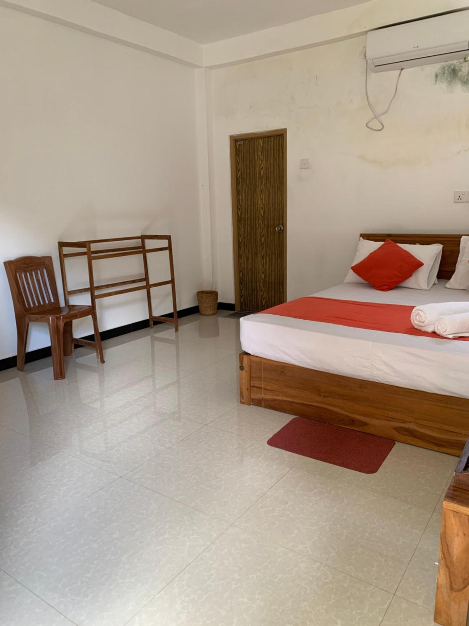 Chill House Safari Resort ウダワラウェ エクステリア 写真