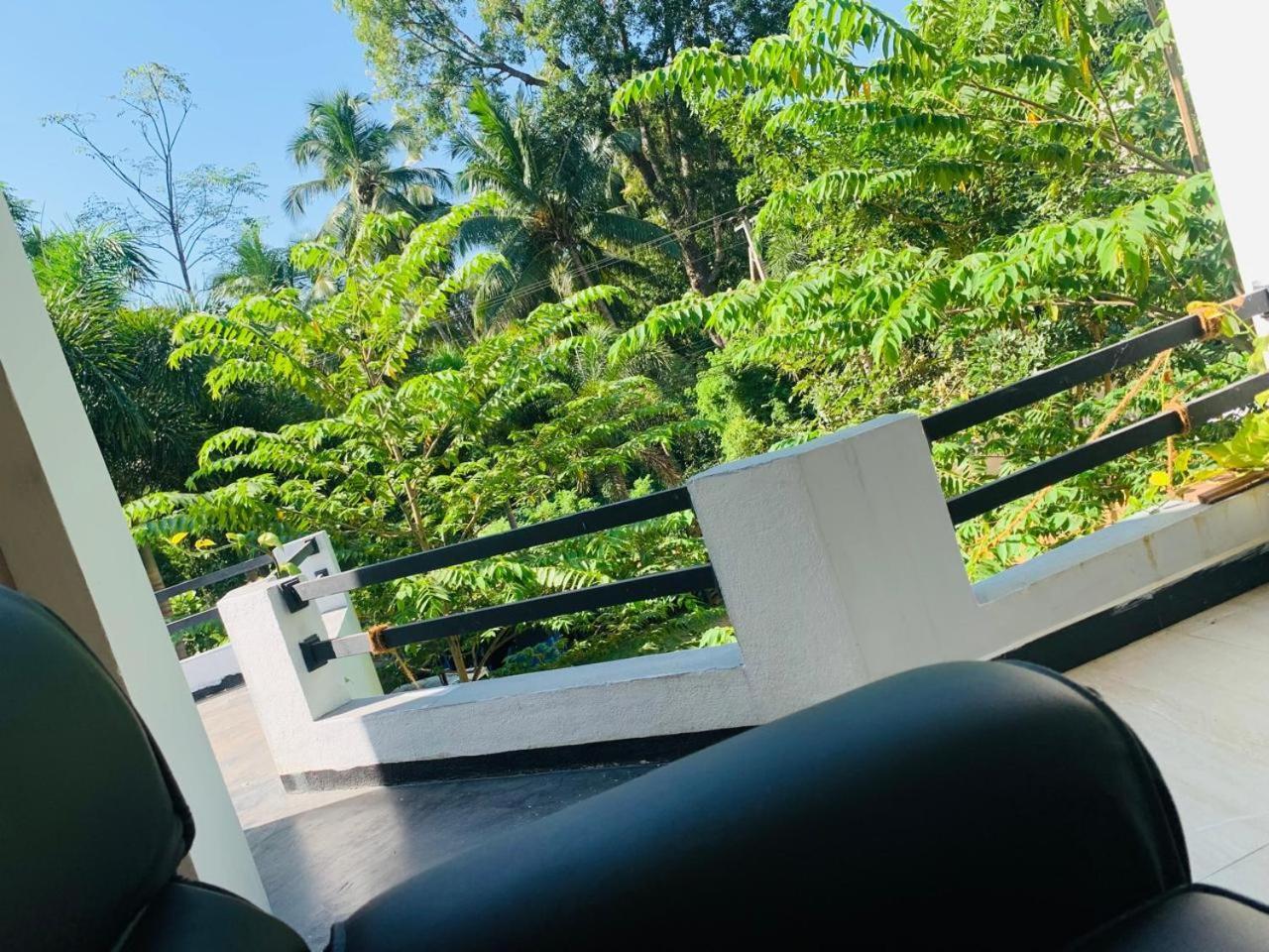 Chill House Safari Resort ウダワラウェ エクステリア 写真